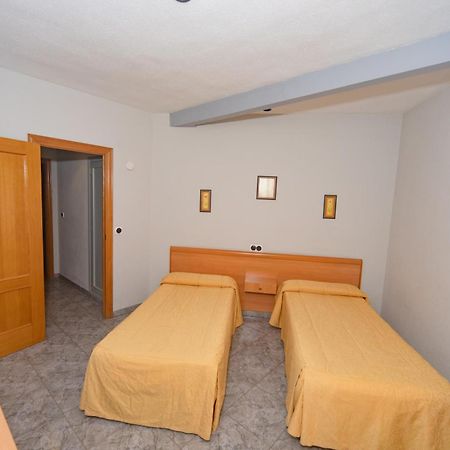 Hostal Virginia Favareta Екстериор снимка