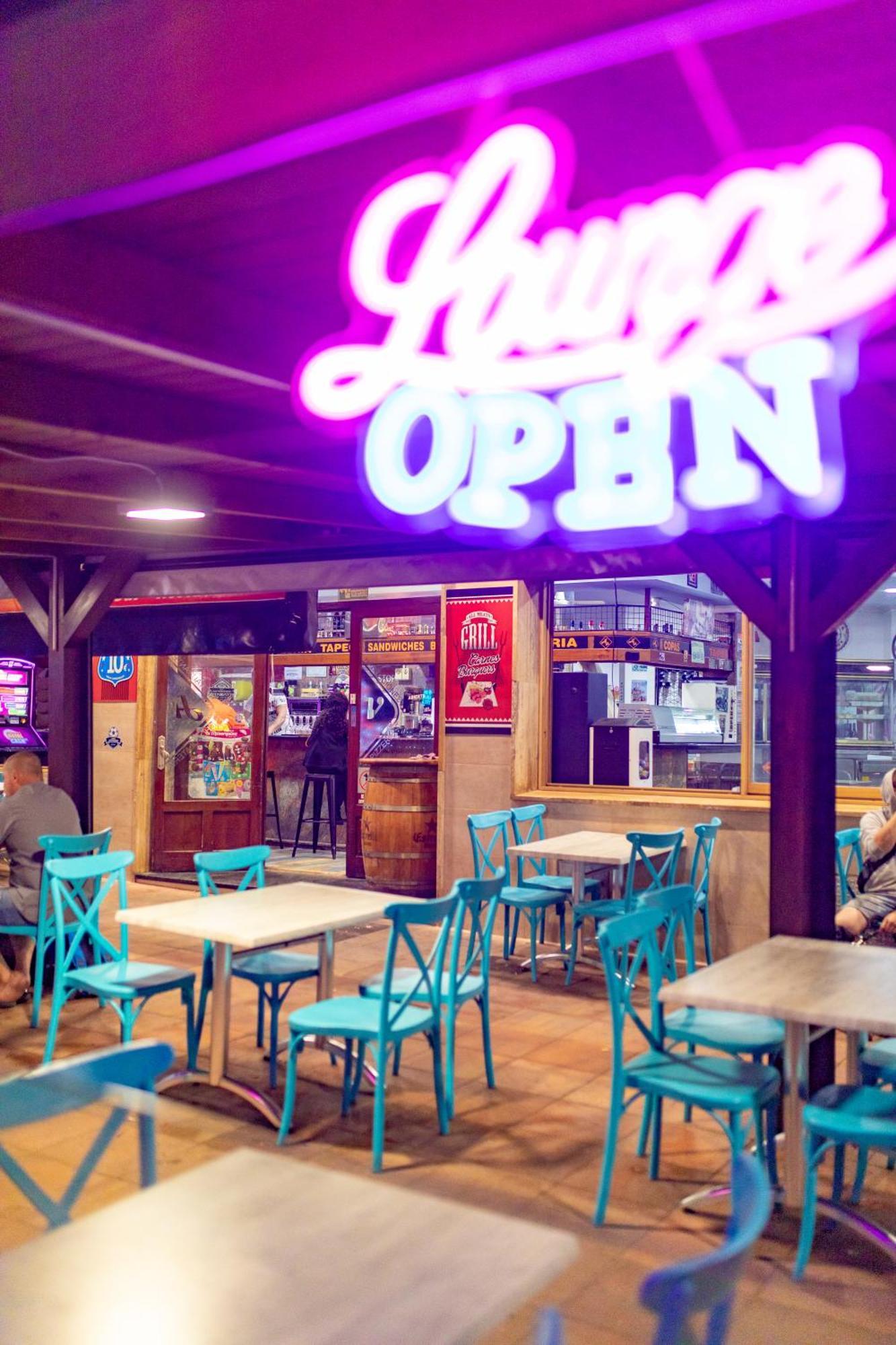 Hostal Virginia Favareta Екстериор снимка