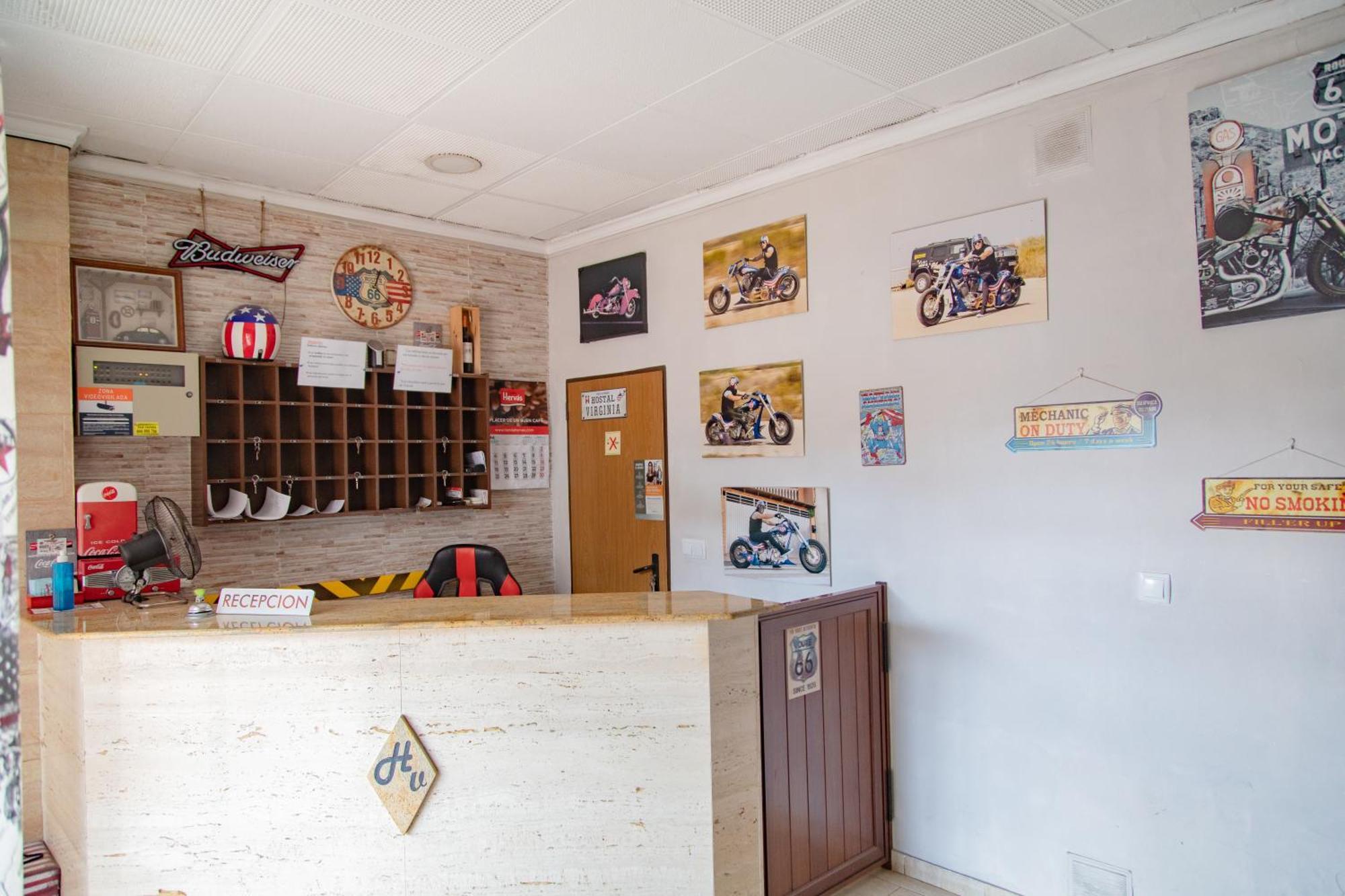 Hostal Virginia Favareta Екстериор снимка