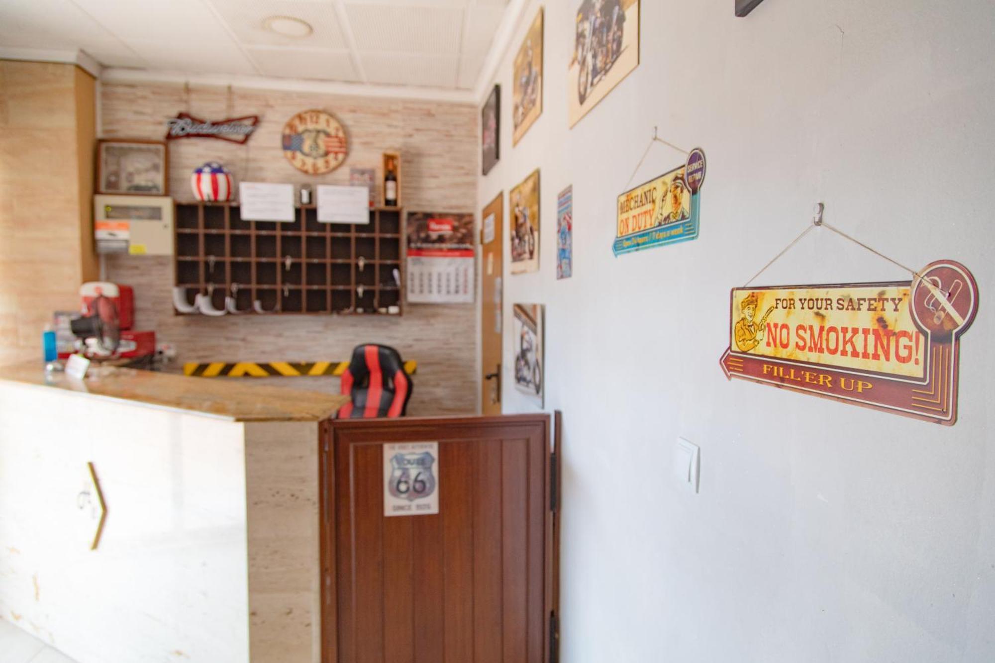 Hostal Virginia Favareta Екстериор снимка